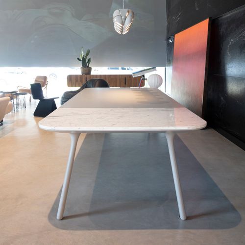 Mesa de Jantar Carioca