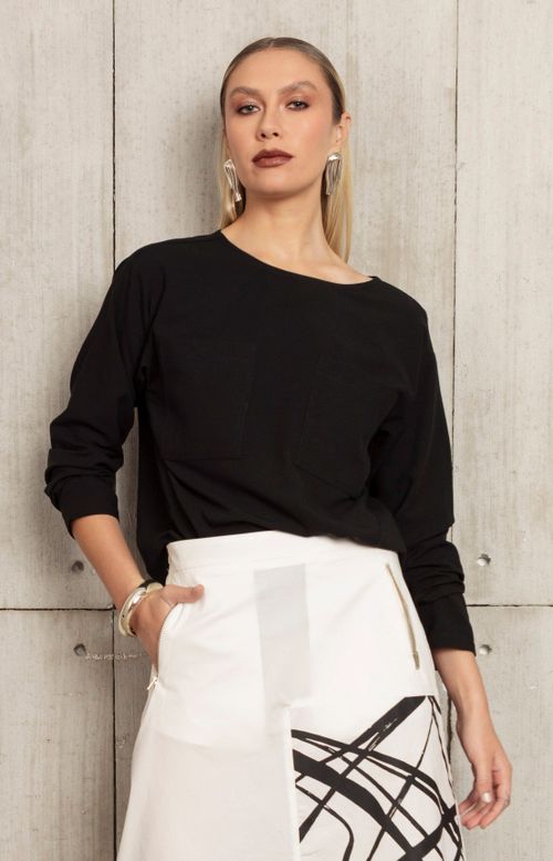 BLUSA BOLSOS  PRETO