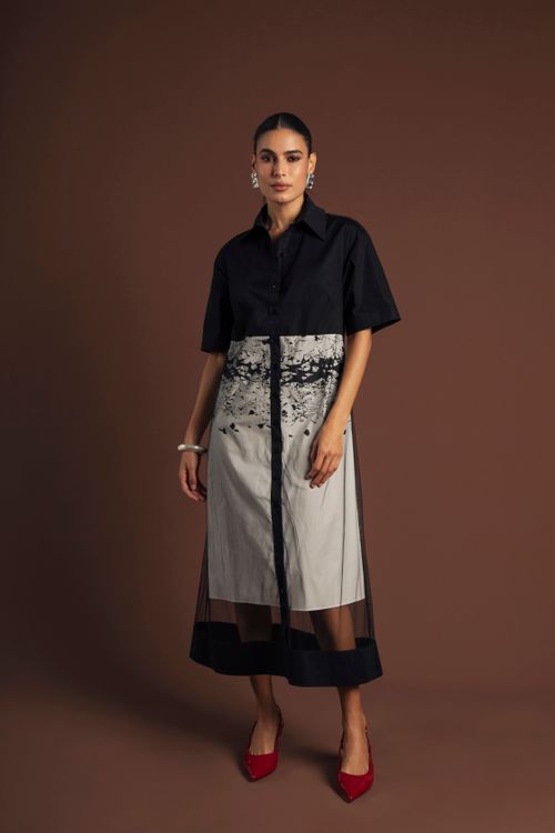 VESTIDO ESTAMPA SOBREPOSIÇÃO TULE