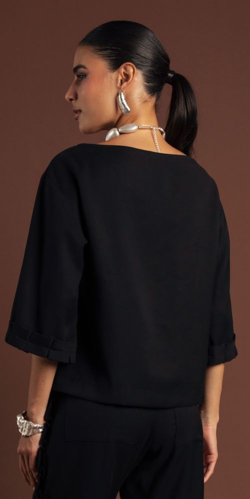 BLUSA COM DOBRADURA PRETO