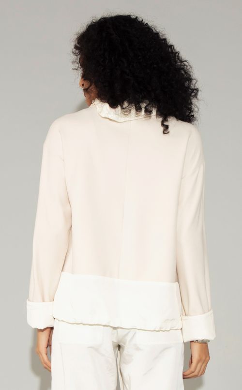 JAQUETA SOFT RECORTADA OFF WHITE
