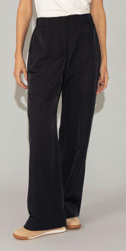 CALÇA RETA MEMORY PRETO