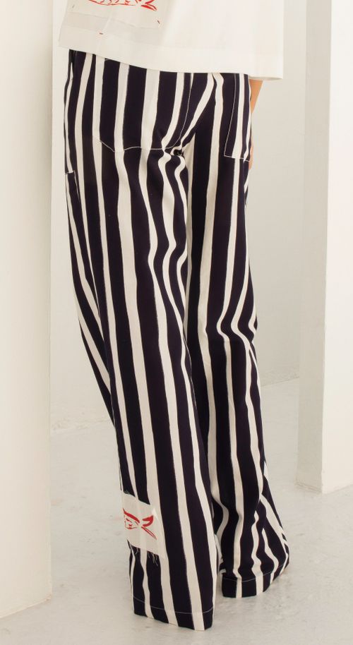CALÇA LISTRAS EXCLUSIVAS AVEIRO