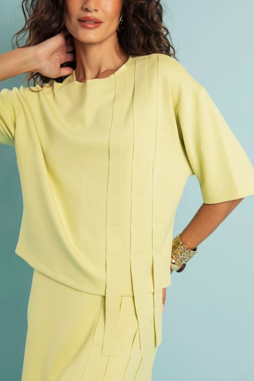 BLUSA RECORTE SOBREPOSTO