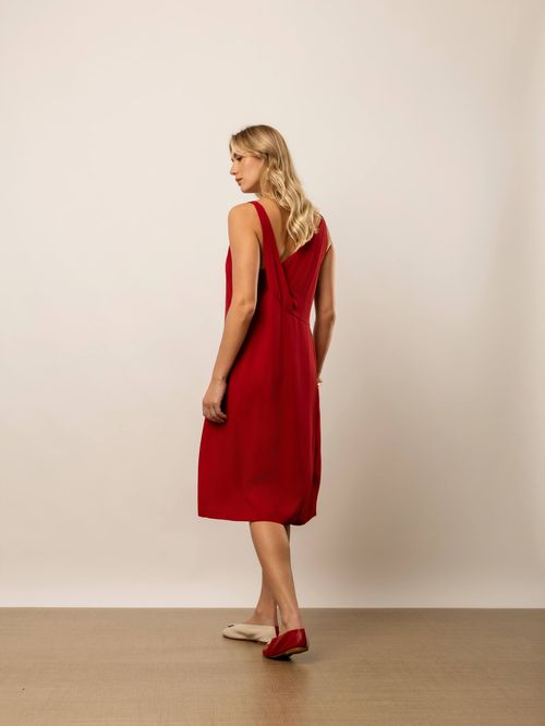VESTIDO CREPE ASSIMETRICO