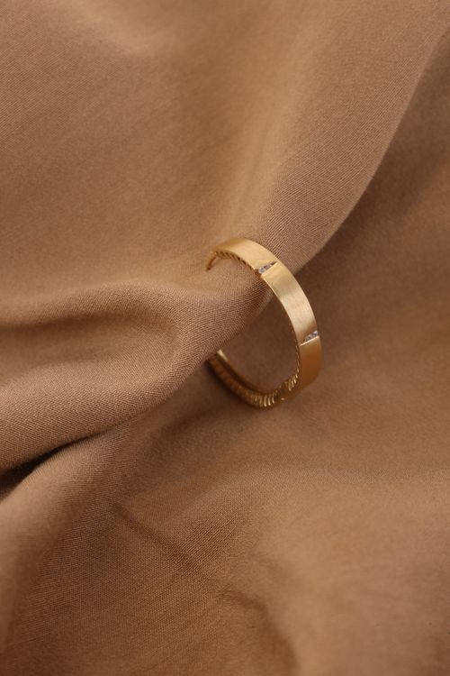 Terra Brinco Argola grande 