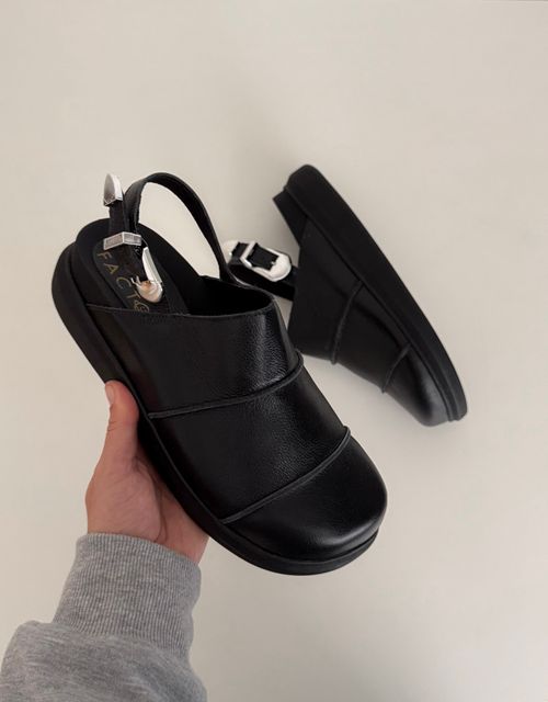 Clog Mavi  - Preto 