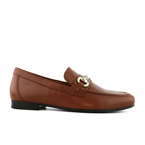 Mocassim de couro feminino marrom dark com enfeite em banho ouro 