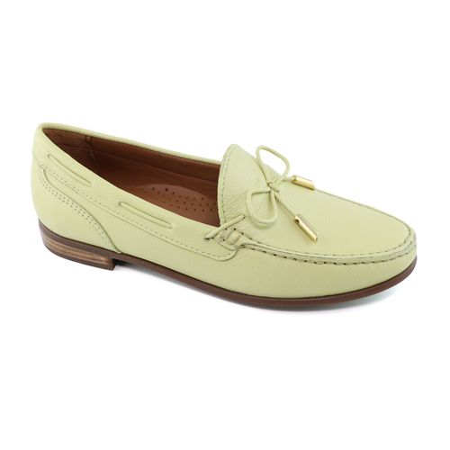 Mocassim de couro com tiras feminino 