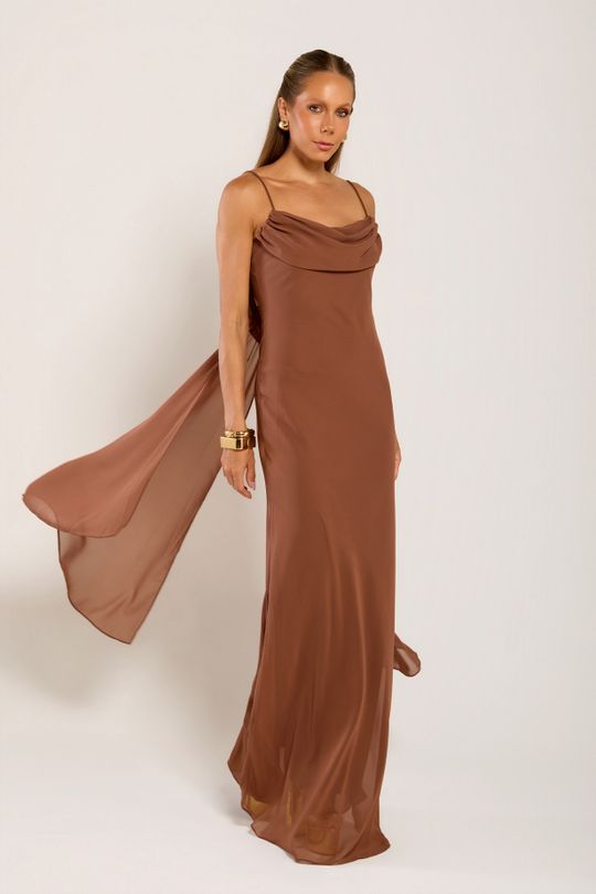 Foto do produto Vestido Longo Mocha Mousse Boipeba