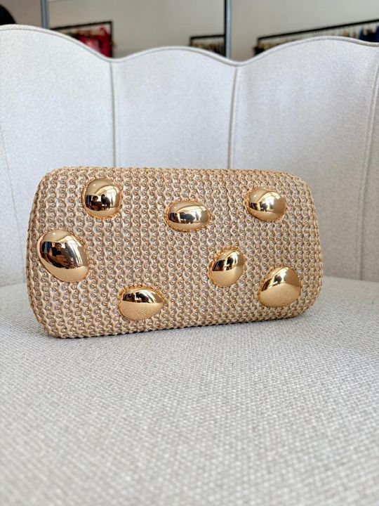 Foto do produto Clutch Dourada Marbella