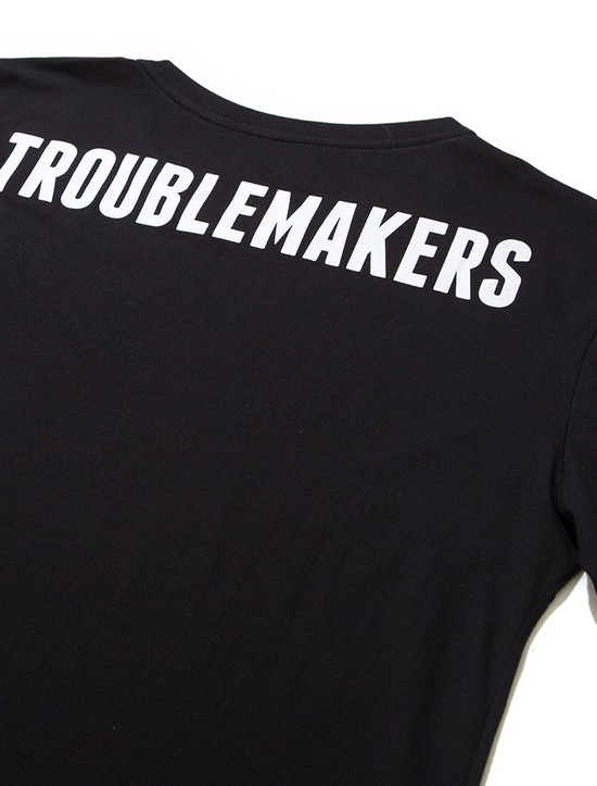T-shirt Troublemakers Preta