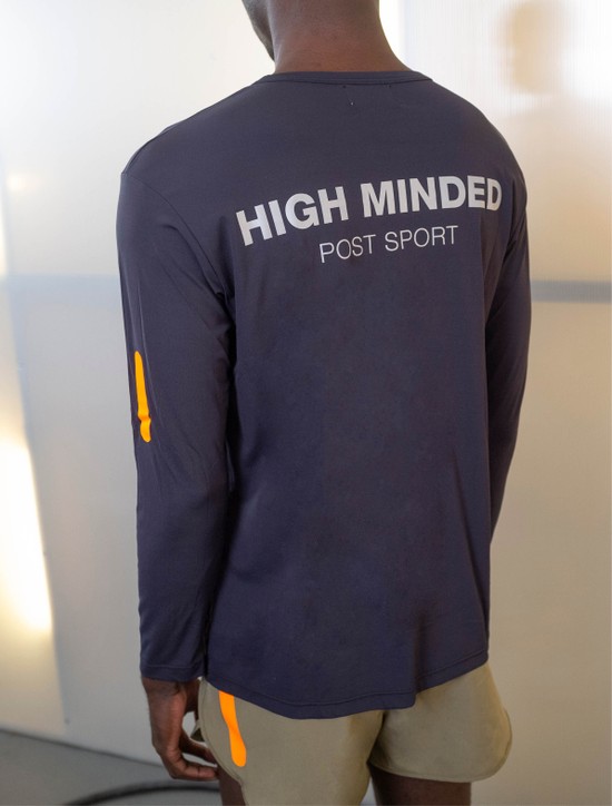 T-shirt High Minded ML Preta 