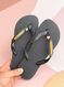 Havaianas Top Preto + Escrita Dourada + Coração Strass