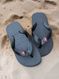 Havaianas Top Infantil Preta + Pingente Homem Aranha