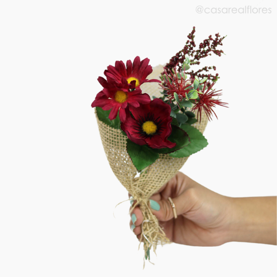 Foto do produto Buquê Misto c/ Gérbera e Anemone Artificial na Juta - Vinho (12916)