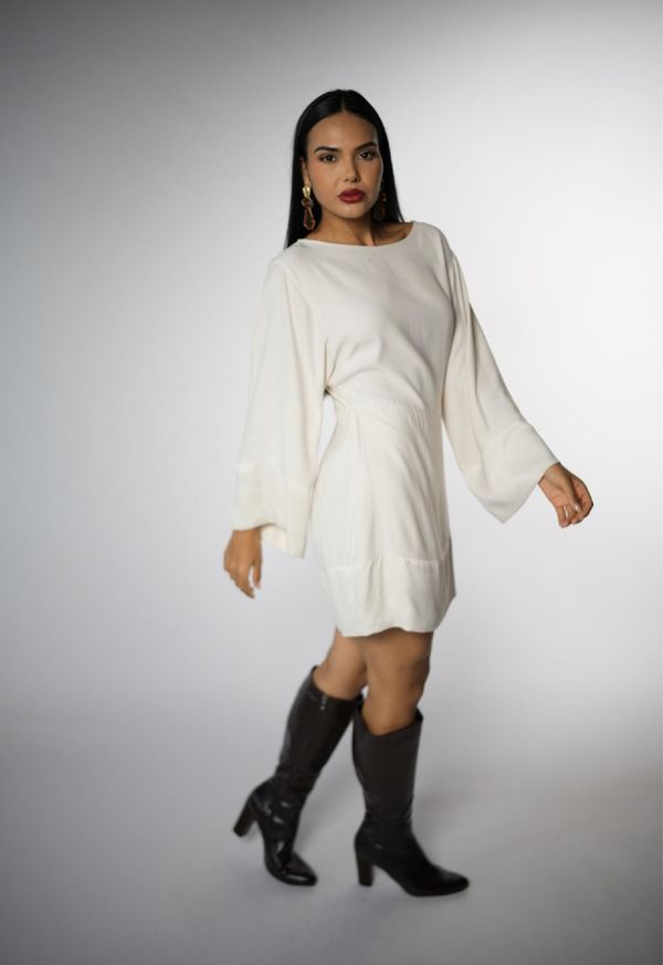 Foto do produto VESTIDO CURTO 034NOBRE
