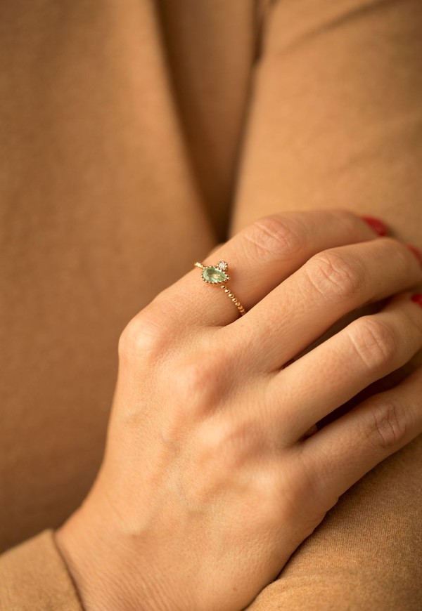 Foto do produto anel adelaidinha safira verde