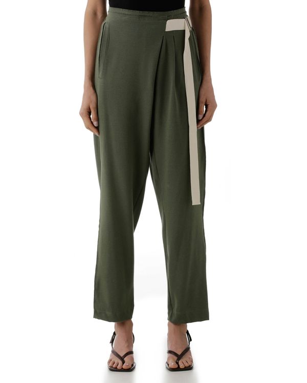 Foto do produto Calça Saruel Com Transpasse Verde