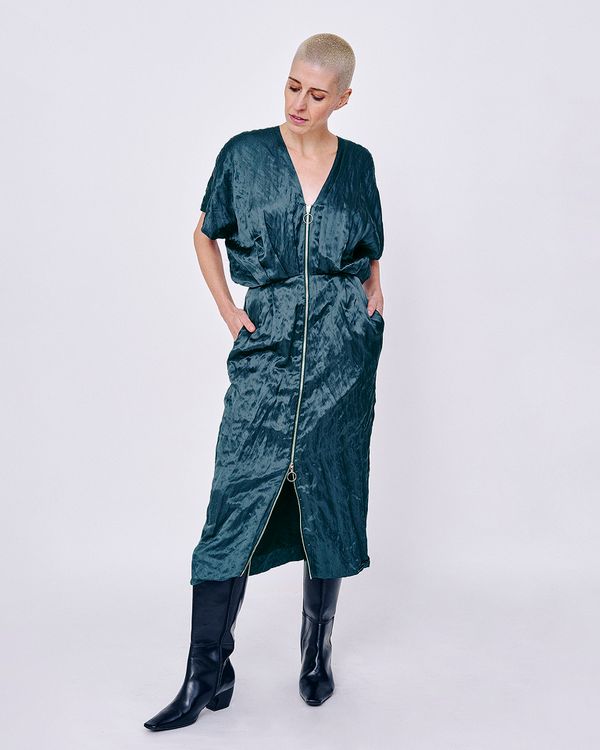 Foto do produto Vestido Retangular Pregas Verde