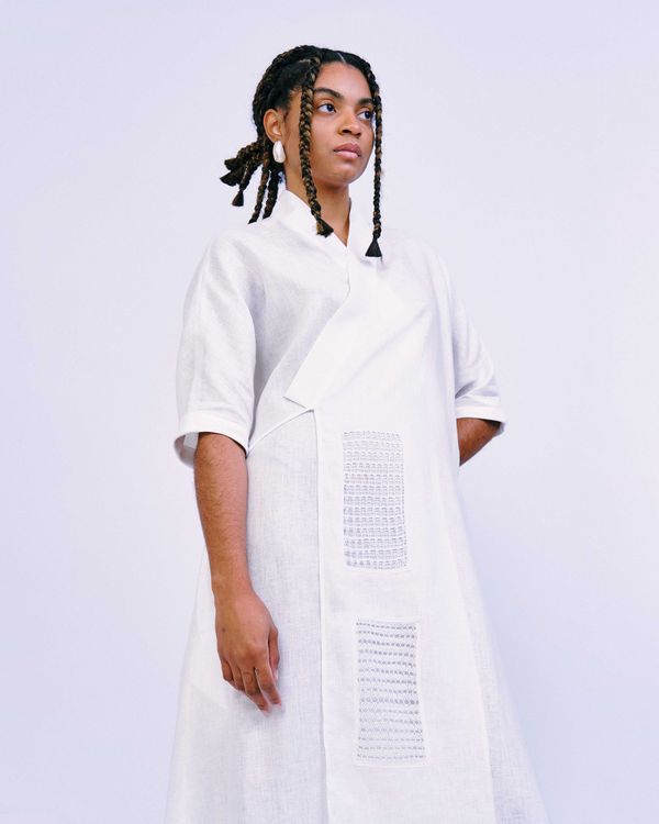 Foto do produto Vestido Renda Transpasse Branco