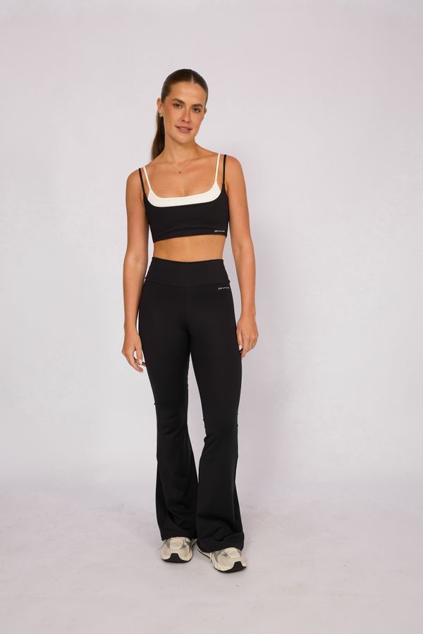 Foto do produto CALÇA FLARE - PRETO