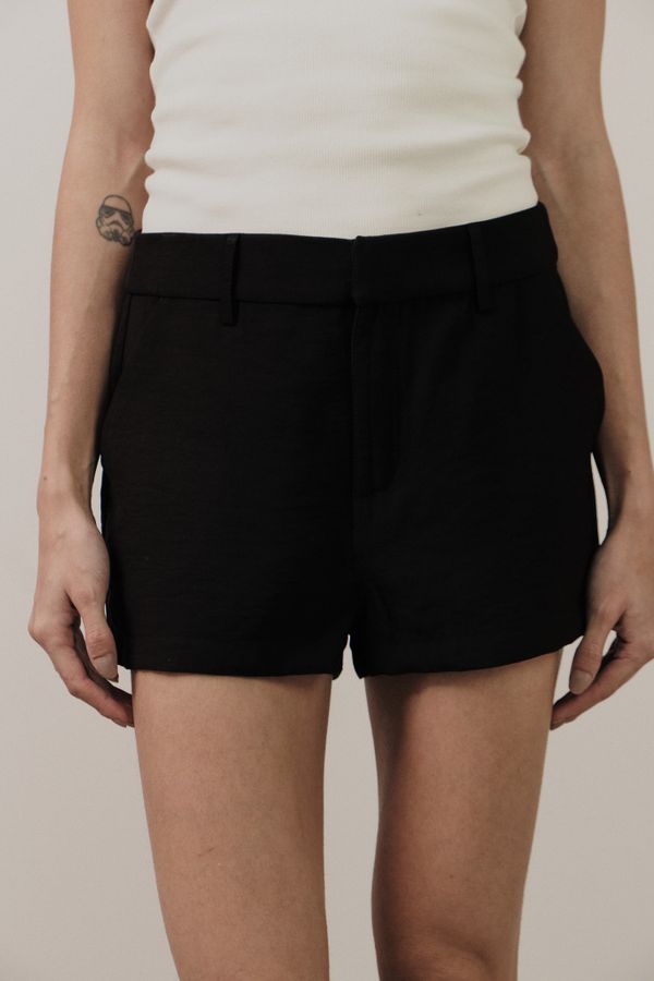 Foto do produto SHORTS NOVA YORK - PRETO
