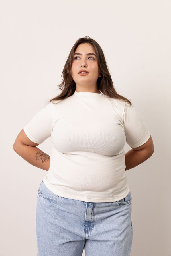 Foto do produto BLUSA CHICAGO - OFF WHITE