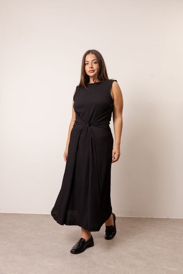 Foto do produto VESTIDO MEMÓRIA - PRETO