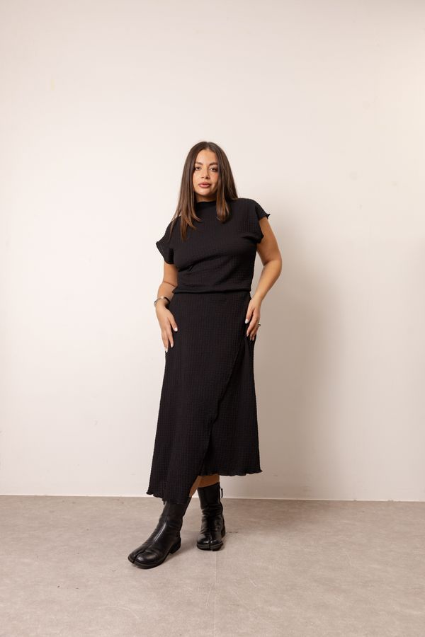 Foto do produto BLUSA MEMÓRIA - PRETO