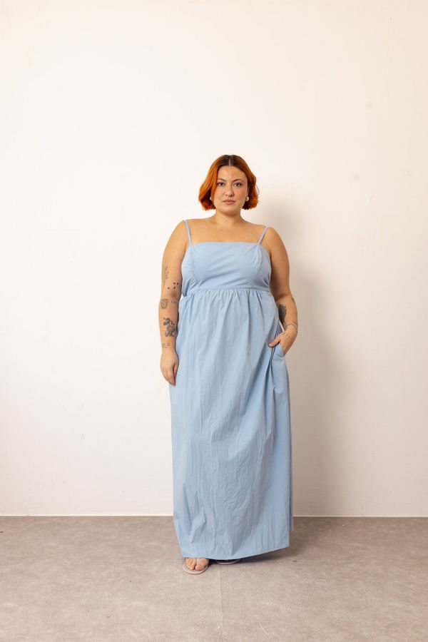 Foto do produto VESTIDO VERSO - AZUL SERENO