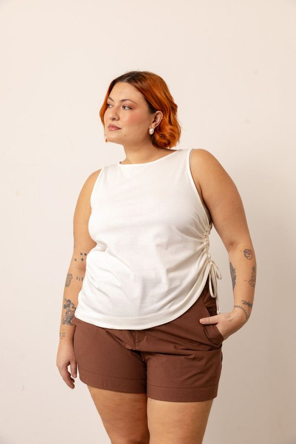 Foto do produto REGATA VERSO - OFF WHITE