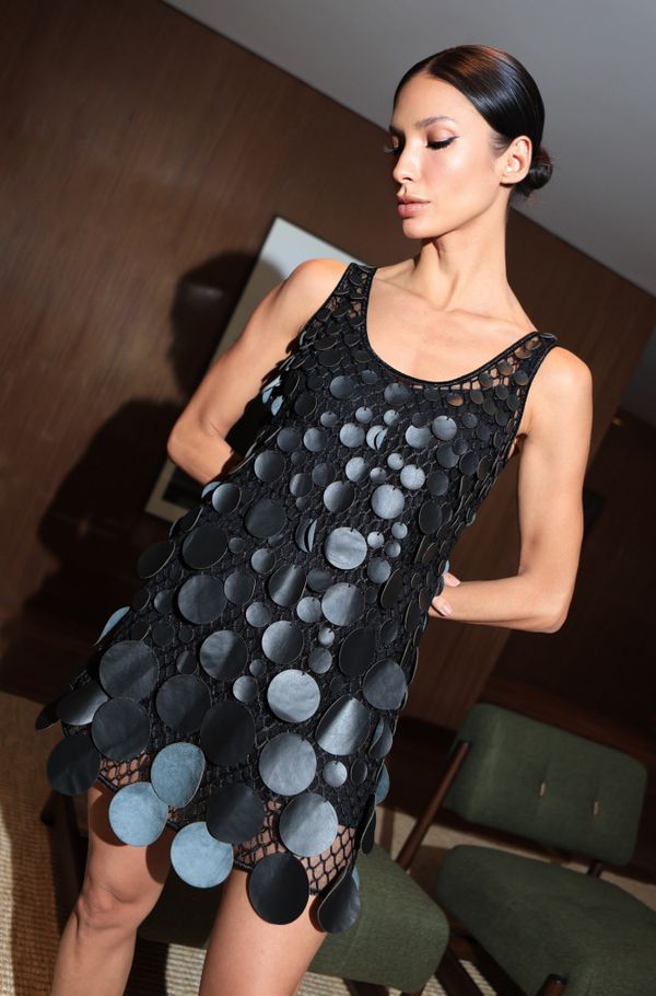 Foto do produto VESTIDO SIENA CURTO BOLAS