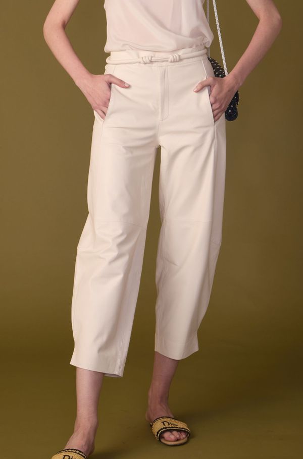 Foto do produto CALÇA PAULA LISA COURO