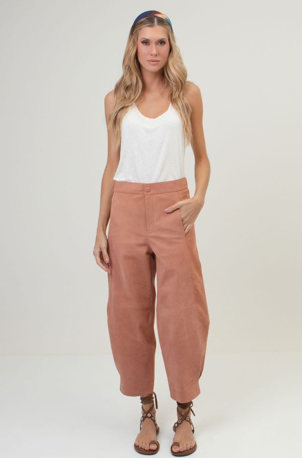 Foto do produto CALÇA PAULA LISA CAMURÇA