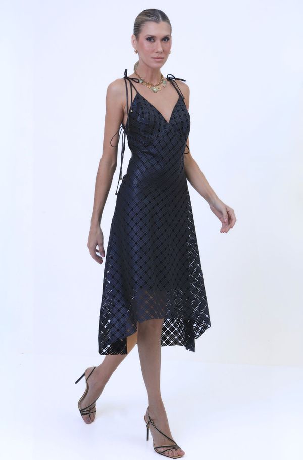 Foto do produto VESTIDO GLAUCIA LASER COURO