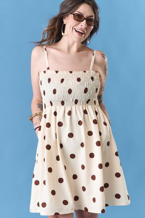 Foto do produto VESTIDO LASTEX CHOCOLATE BRANCO