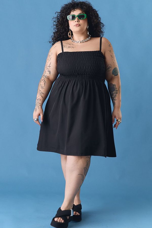 Foto do produto VESTIDO CURTO LASTEX PRETO