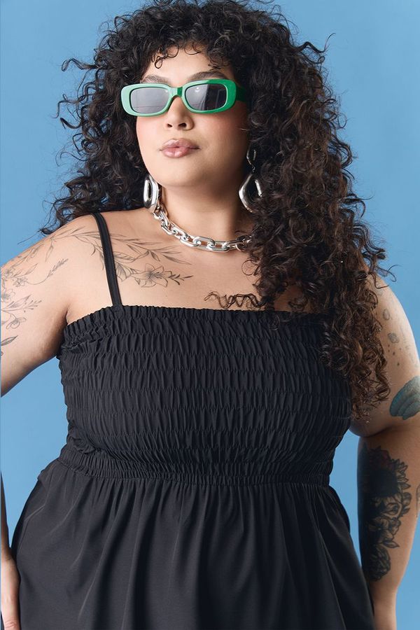 Foto do produto VESTIDO CURTO LASTEX PRETO