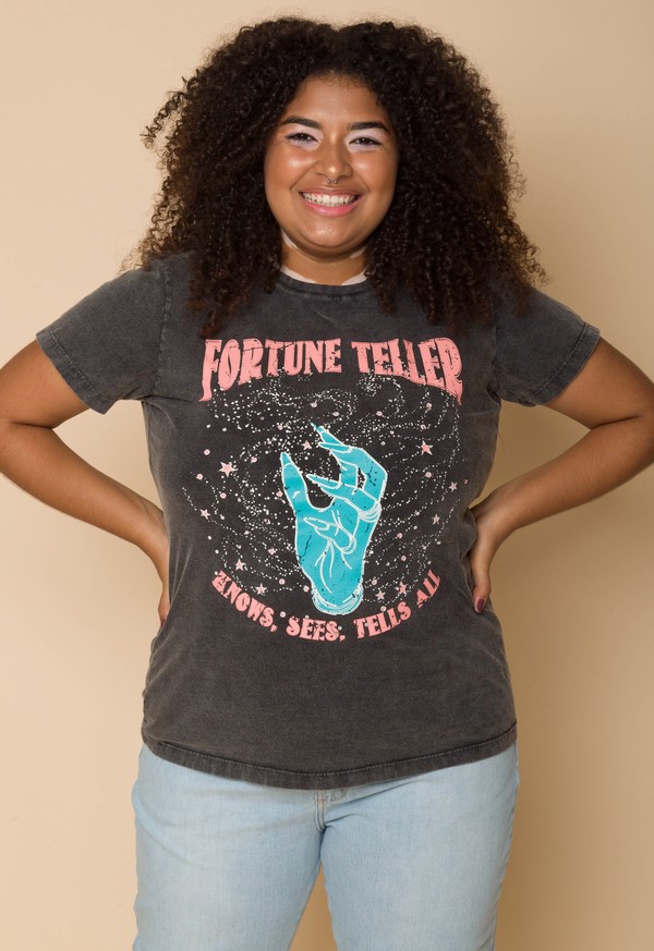 Foto do produto T-SHIRT FORTUNE TELLER