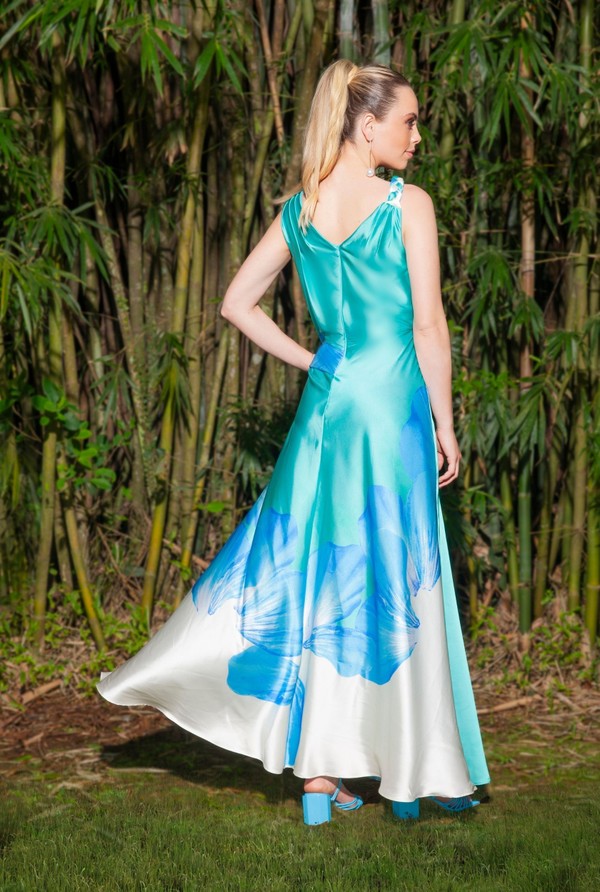 Foto do produto Vestido Longo em Gloss Transpassado Jardim Garden