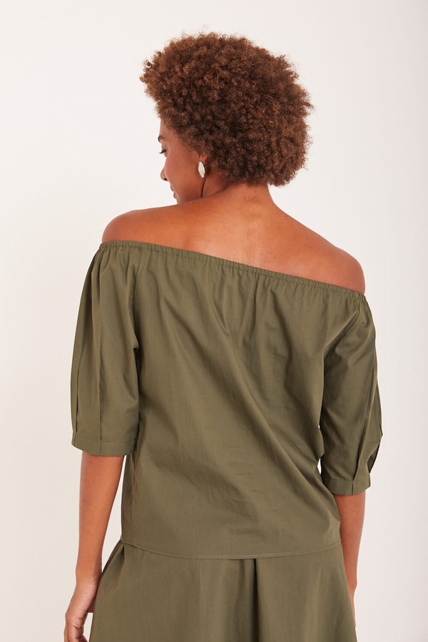 Foto do produto blusa elastico ombro summer