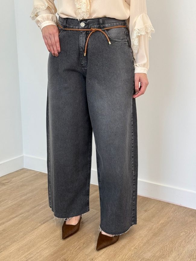 Jeans Black Pantacourt