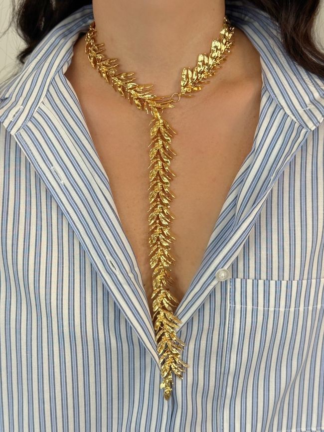 Colar Dourado Folhas