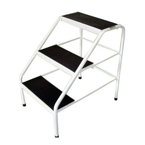 Escada 3 Degraus De Metal Branco