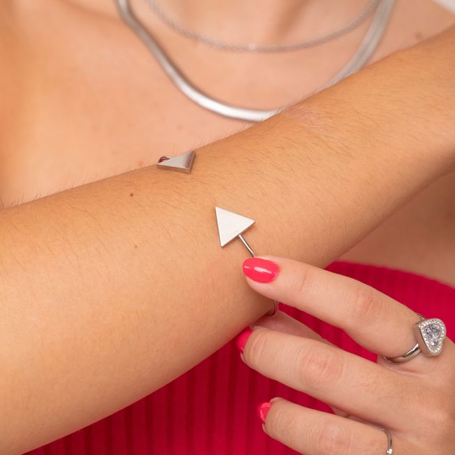 Bracelete Triângulo em Aço
