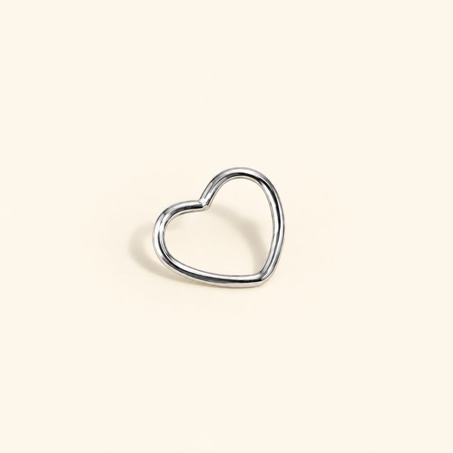 Piercing Daith Coração em Aço
