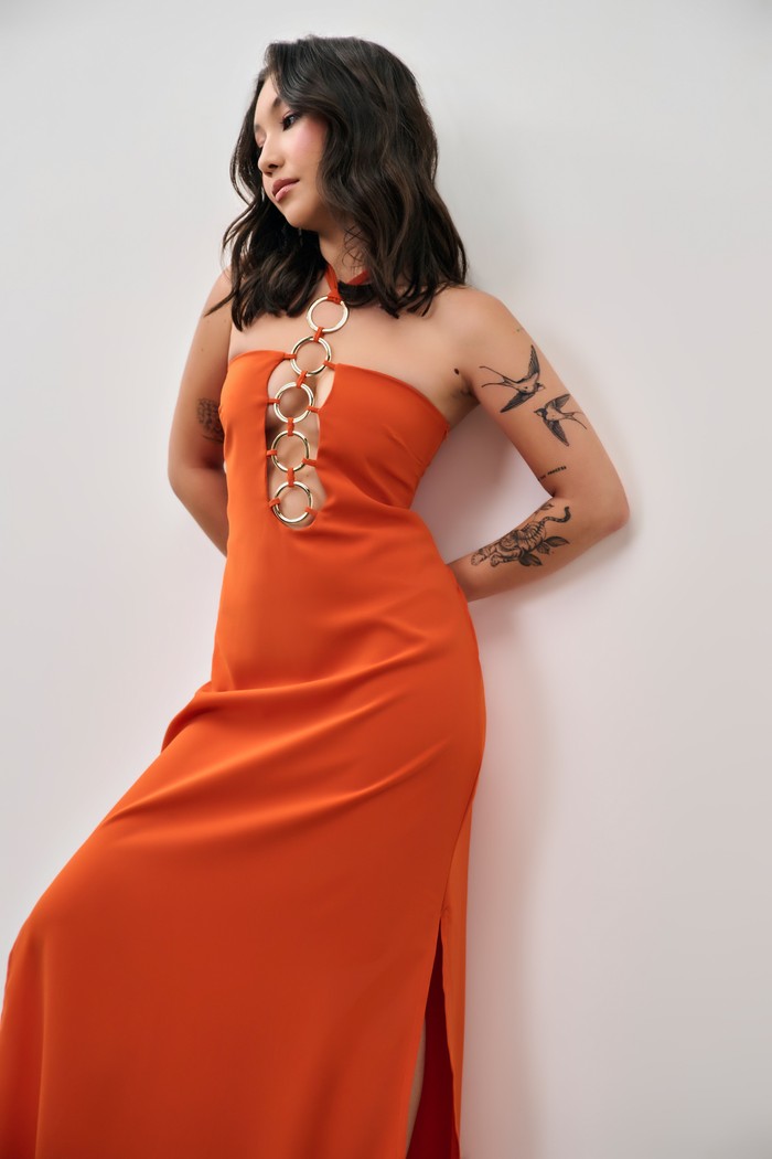 Foto do produto Vestido Laranja Argolas