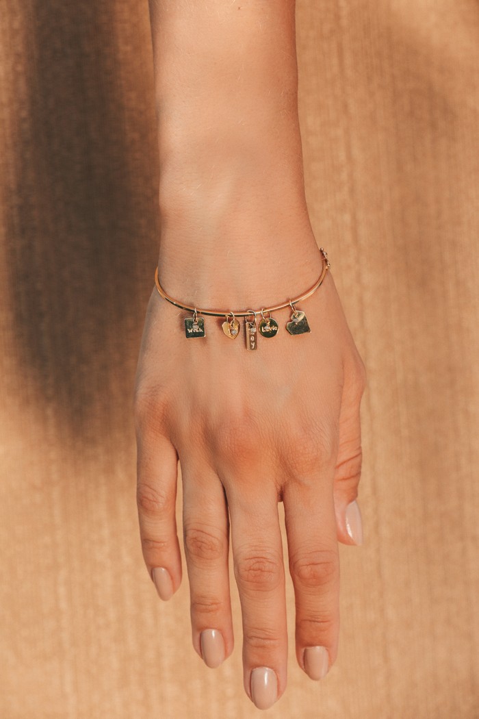 Foto do produto Bracelete Basic Fio de Ouro 