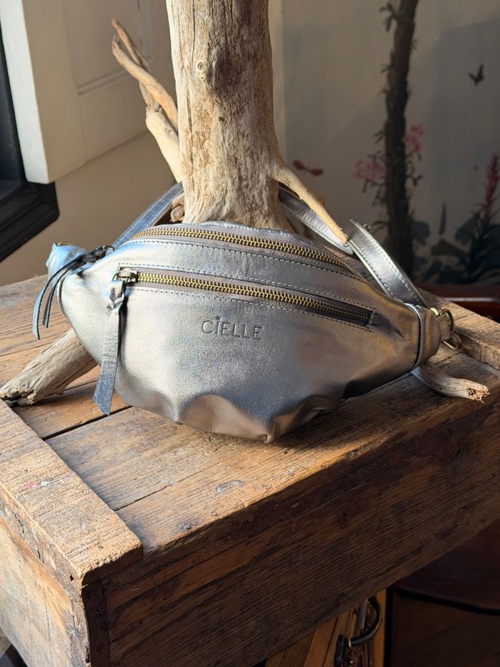 Pochette Banane Billy Prateado